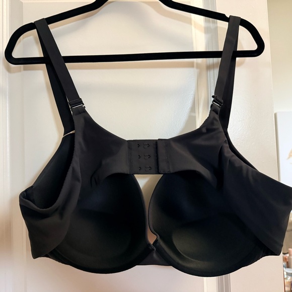 SKIMS Fits Everybody Demi Pushup - Picture 5 of 6